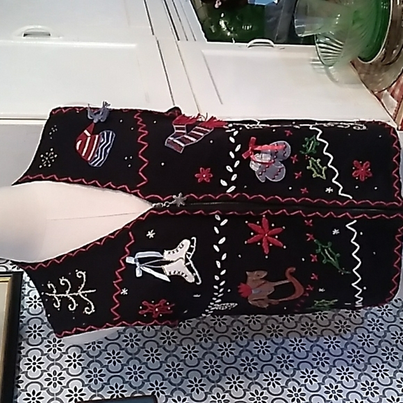 Designers Original Studio Joy ugly Christmas sweater cardigan vest medium - Picture 1 of 4